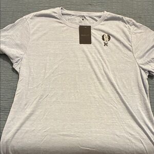 NWT Hurley Men's Light Gray Short Sleeve Tee